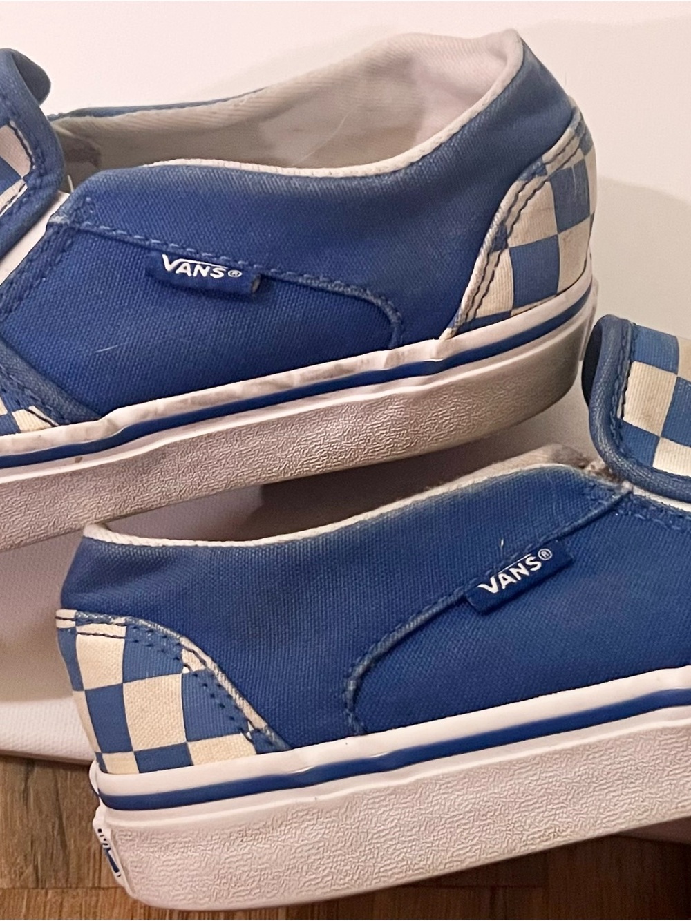 Woman’s Used Slip-On Checkerboard Canvas Sneakers in Blue and White - Picture 3 of 5